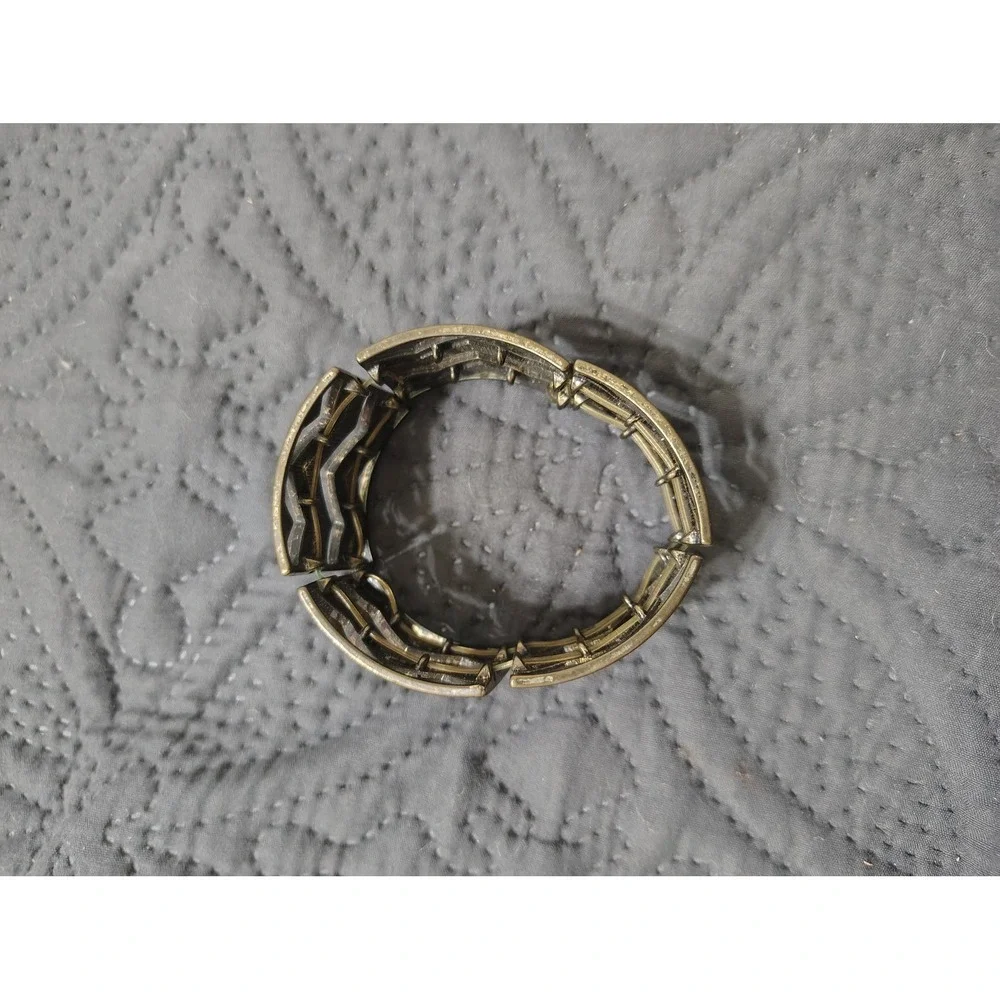 Green Enamel Chevron Stretch Bracelet Bronze Tone Boho‎ Geometric Wide Cuff
